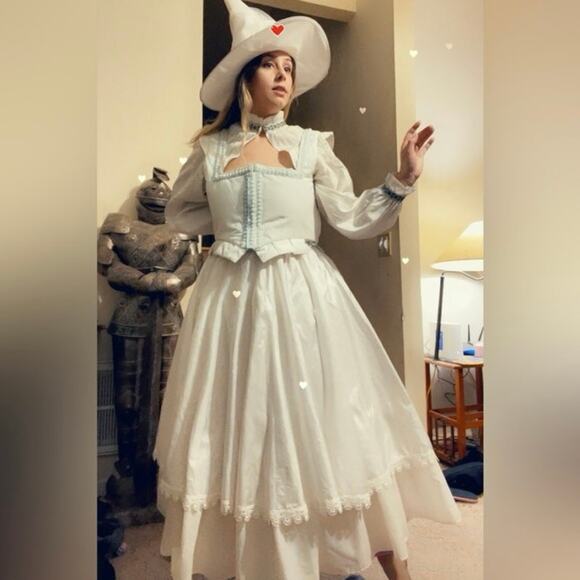 Elizabethan good witch theater costume - Picture 1 of 14